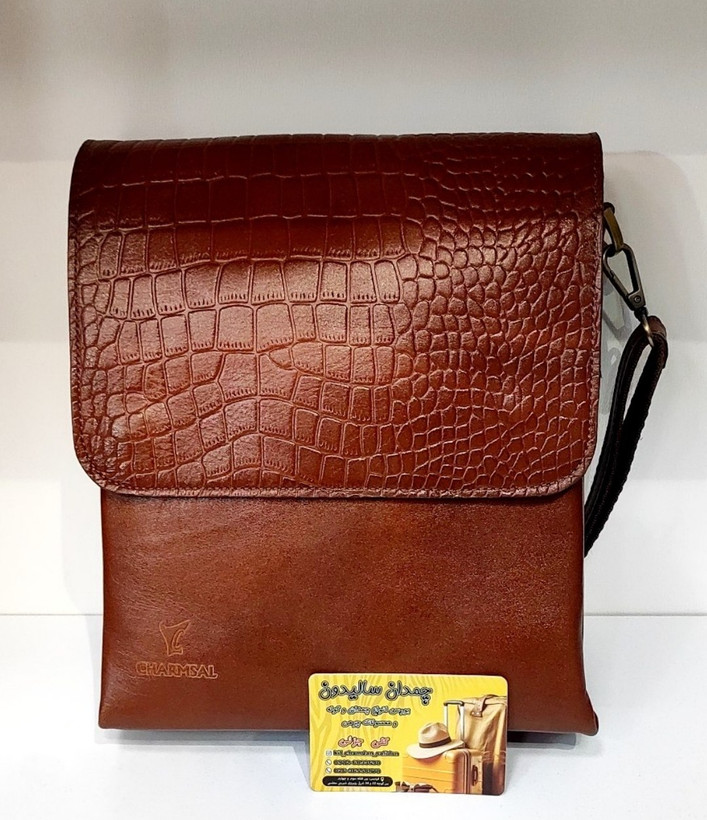 کیف رودوشی سرخونه دار چرم اصل گاوی